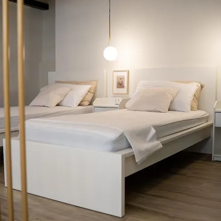 Blanco - Magnificent 4*